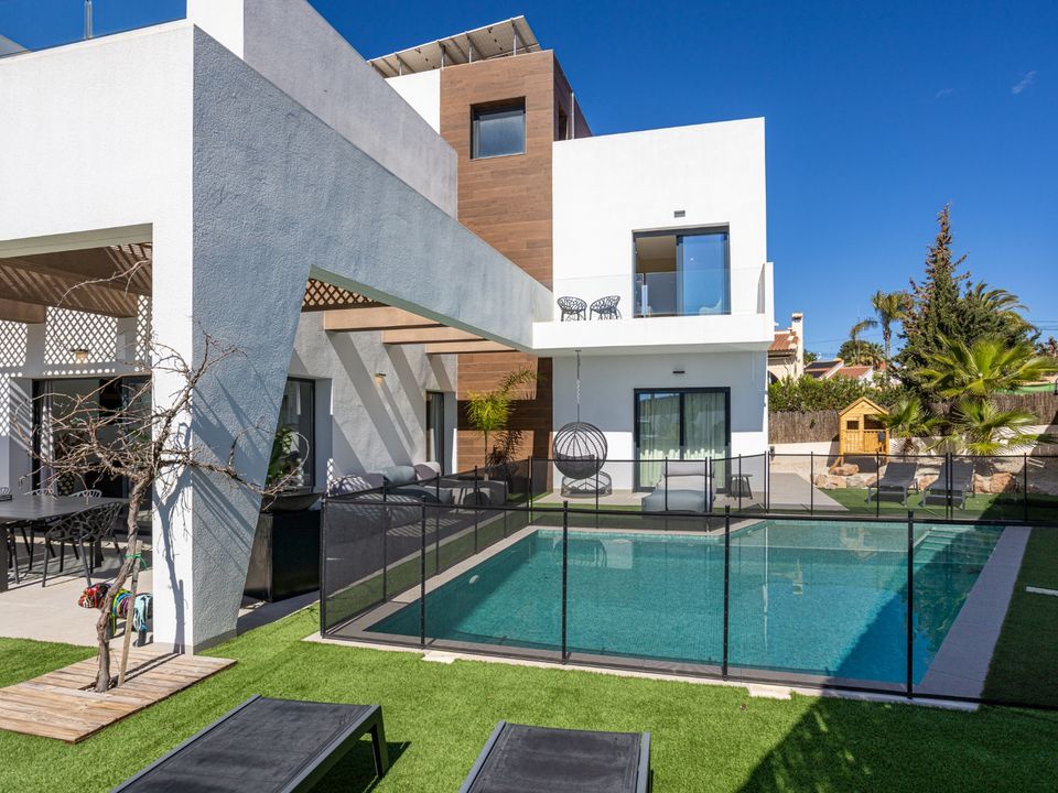 4 chambres Villa à Ciudad Quesada, Spain No. 282321