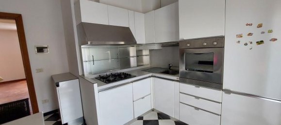 4 rooms Apartment in Arezzo, Italy No. 226608 4