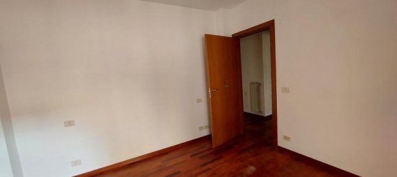 4 rooms Apartment in Arezzo, Italy No. 226608 9