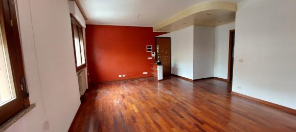 4 rooms Apartment in Arezzo, Italy No. 226608 3