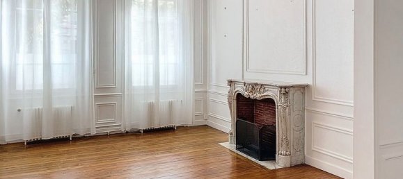 5 bedrooms House in Reims, France No. 155987 10