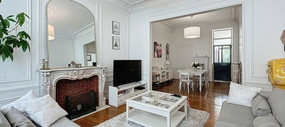 5 bedrooms House in Reims, France No. 155987 2