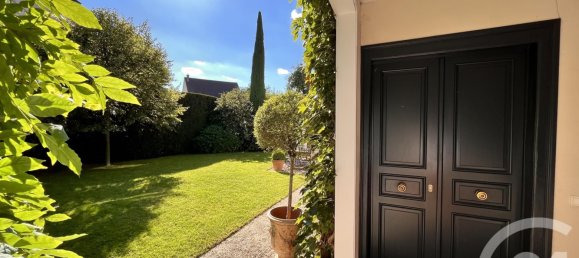 5 bedrooms House in Chartres, France No. 95162 15