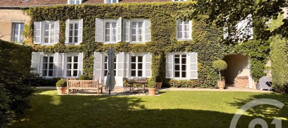 5 bedrooms House in Chartres, France No. 95162 17