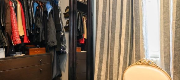 5 bedrooms House in Chartres, France No. 95162 6