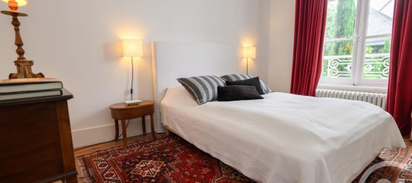 5 bedrooms House in Chartres, France No. 95162 7