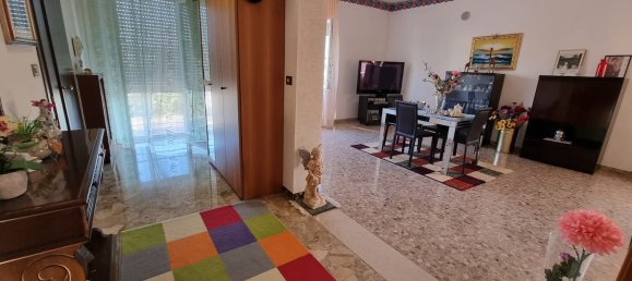 5 bedrooms Apartment in Porto Sant'Elpidio, Italy No. 312219 4