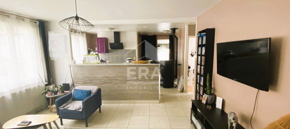 Casa de 5 habitaciónes en Pinon, France No. 92637 6