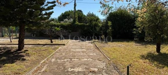 Villa de 7 habitaciónes en Quartu Sant'Elena, Italy No. 284708 4