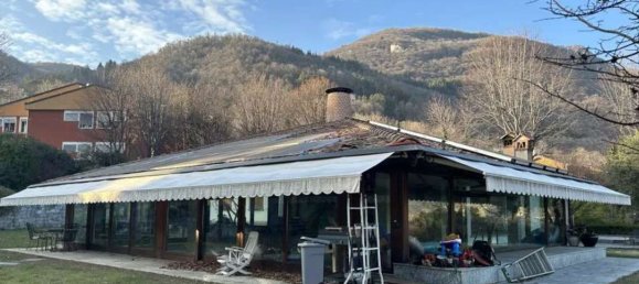 23 rooms Villa in Erba, Italy No. 3264 17