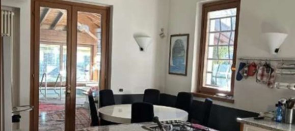 23 rooms Villa in Erba, Italy No. 3264 37