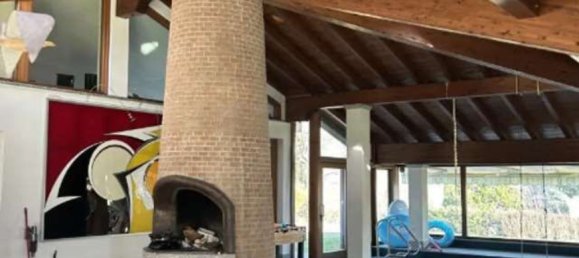 23 rooms Villa in Erba, Italy No. 3264 38