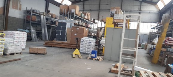 Entrepôt à Civate, Italy 1043m² No. 209207 14