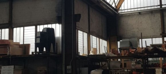 Entrepôt à Civate, Italy 1043m² No. 209207 18