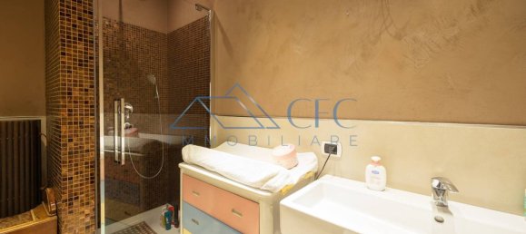 2 bedrooms Apartment in Milan, Italy No. 241531 9