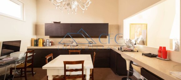 2 bedrooms Apartment in Milan, Italy No. 241531 23