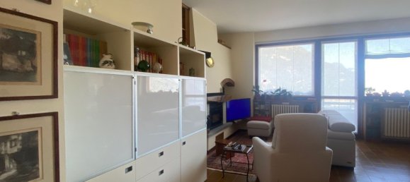 3 rooms Apartment in Faggeto Lario, Italy No. 188081 7