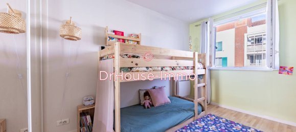 2 bedrooms Apartment in Guyancourt, France No. 129345 6