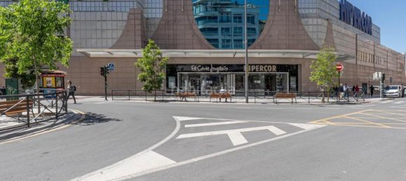 17m² Commercial property in Granada, Spain No. 180699 27