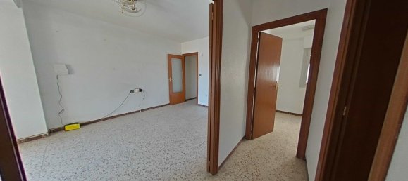 4 bedrooms Apartment in Pinoso, Spain No. 150986 5