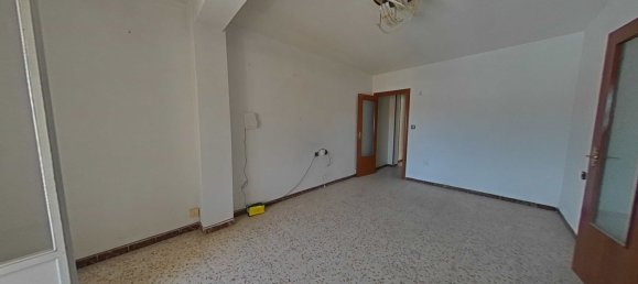 4 bedrooms Apartment in Pinoso, Spain No. 150986 3