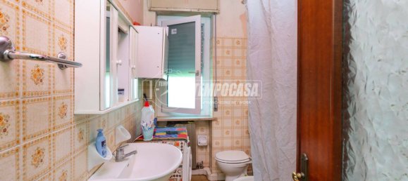 2 bedrooms Apartment in Fossano, Italy No. 368728 12