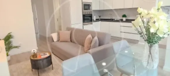 3 bedrooms Apartment in Lisbon, Portugal No. 158887 2