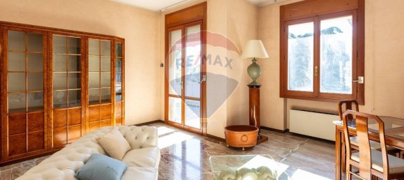 3غرفة شقة في Piacenza, Italy رقم 299351 7