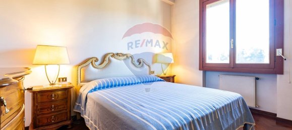 3غرفة شقة في Piacenza, Italy رقم 299351 23