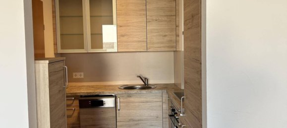 Квартира с 2 комнатами в Кремс ан дер Донау, Австрия № 154114 3