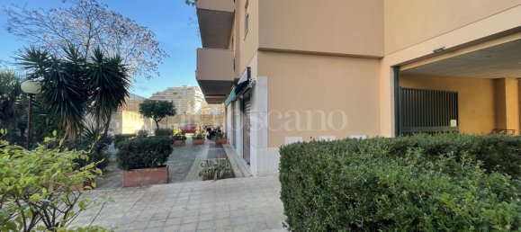 4 rooms Apartment in Palermo, Italy No. 45581 9