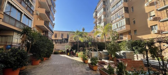 4 rooms Apartment in Palermo, Italy No. 45581 16