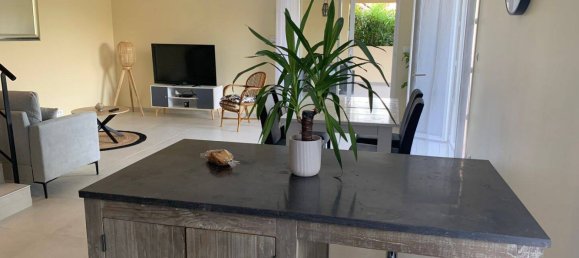 3 bedrooms House in La Gaude, France No. 328969 12