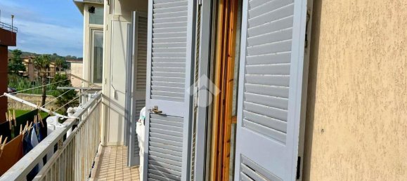 Apartamento de 3 divisões em Quarto, Italy N.º 34307 52