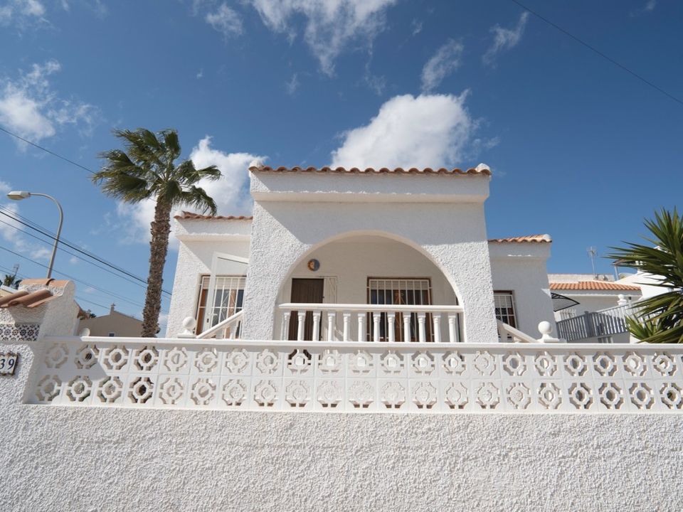 2 bedrooms Villa in Ciudad Quesada, Spain No. 178483