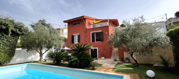 3 bedrooms Villa in Valderice, Italy No. 62225 4