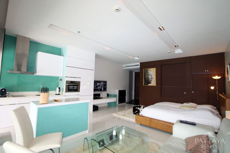 Studio in the Condo in Pattaya, Thailand No. 1407