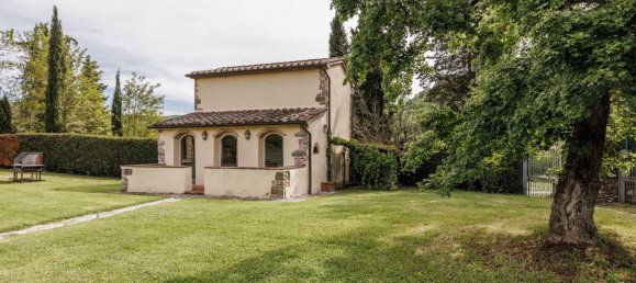 5 bedrooms House in Civitella in Val di Chiana, Italy No. 178502 8