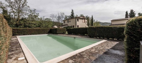 5 bedrooms House in Civitella in Val di Chiana, Italy No. 178502 4