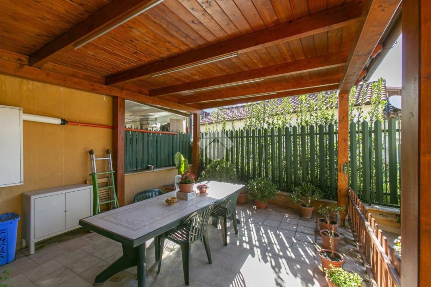 Квартира с 3 комнатами в Ментана, Италия № 52336