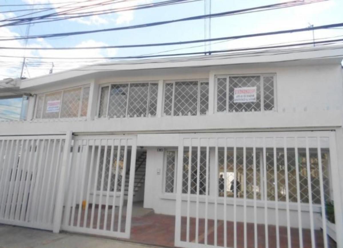 5 غرف نوم منزل في Bogota, Colombia رقم 10315