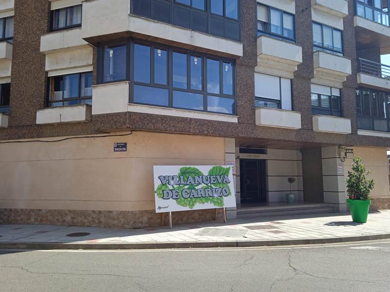 3 bedrooms Apartment in Leon, Spain No. 252416