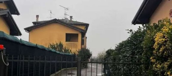 3 rooms House in Caselle Lurani, Italy No. 102045 15