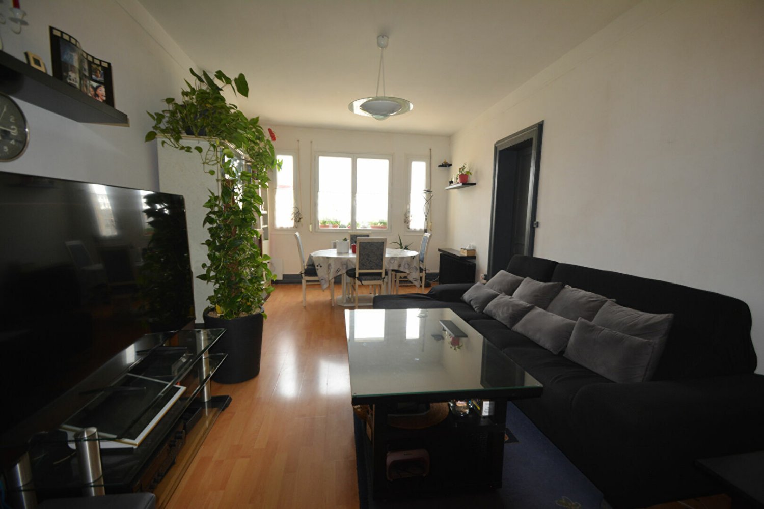 Edifício T7 em Tergnier, France N.º 252465