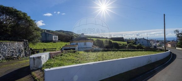 4 bedrooms House in Angra do Heroismo, Portugal No. 45323 25