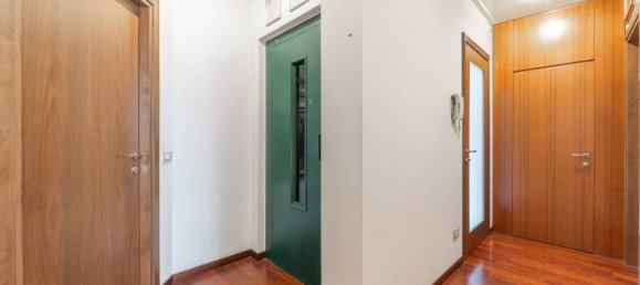 Villa de 4 dormitorios en Milan, Italy No. 249066 2