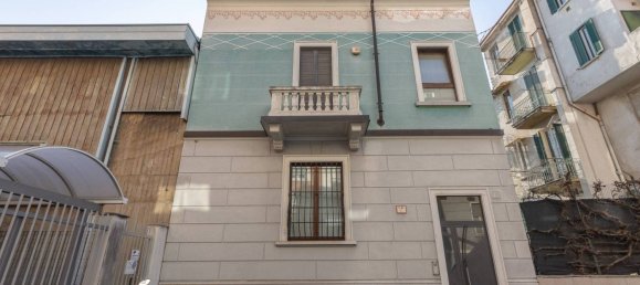 Villa de 4 dormitorios en Milan, Italy No. 249066 12
