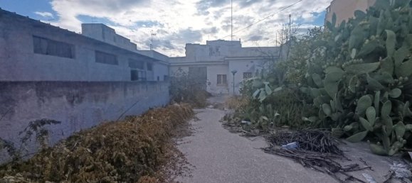 Villa de 3 divisões em Taranto, Italy N.º 294566 9
