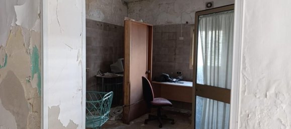 Villa de 3 divisões em Taranto, Italy N.º 294566 33