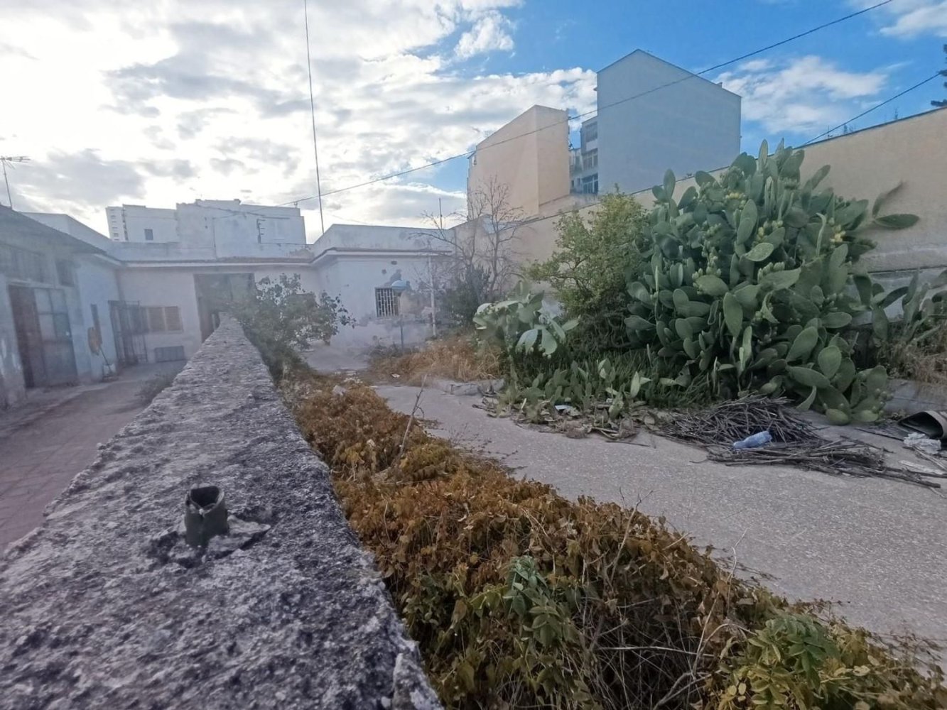 Villa de 3 divisões em Taranto, Italy N.º 294566